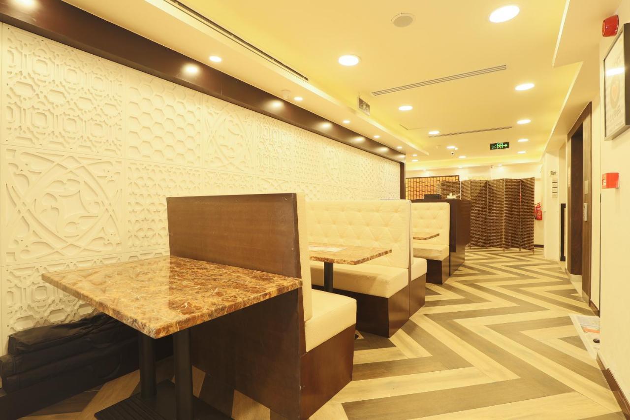 24 Gold Hotel Dubaj Kültér fotó