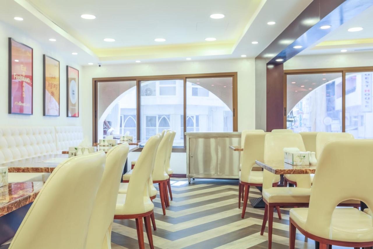 24 Gold Hotel Dubaj Kültér fotó