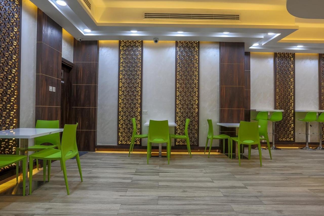 24 Gold Hotel Dubaj Kültér fotó