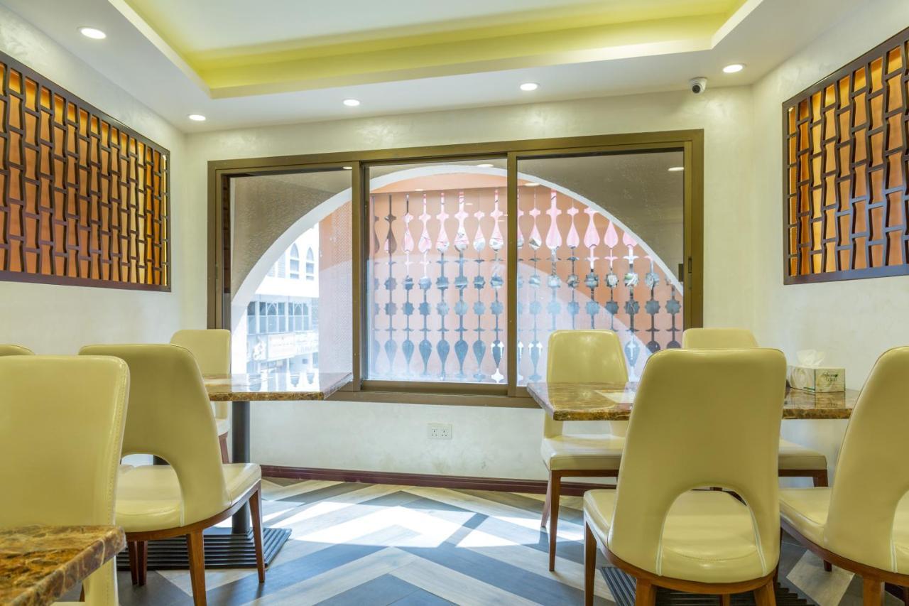 24 Gold Hotel Dubaj Kültér fotó