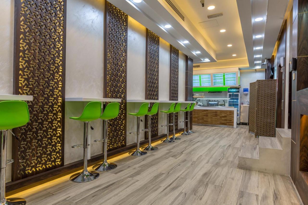 24 Gold Hotel Dubaj Kültér fotó